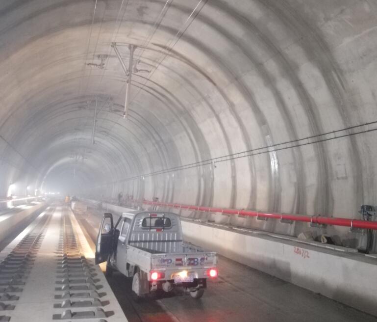 青岛新机场隧道注浆堵漏工程1