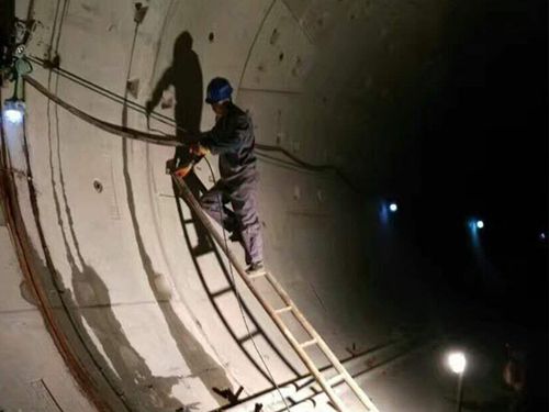 北京地铁隧道防水堵漏施工案例1