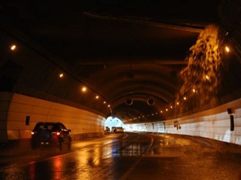 百花山公路隧道防水堵漏工程施工案例
