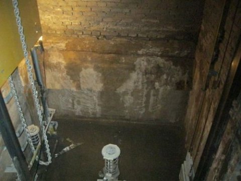 羊山新区某小区电梯基坑防水堵漏施工案例