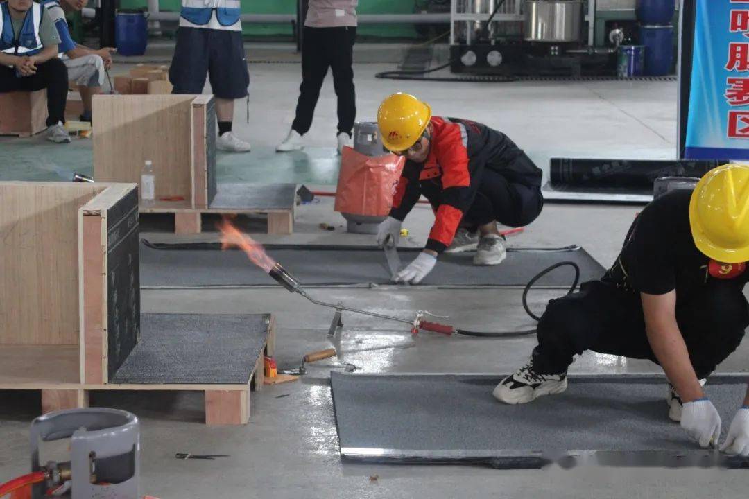 中国建筑防水行业职业技能大赛在项城成功举办，金汤堵漏受邀出席！13
